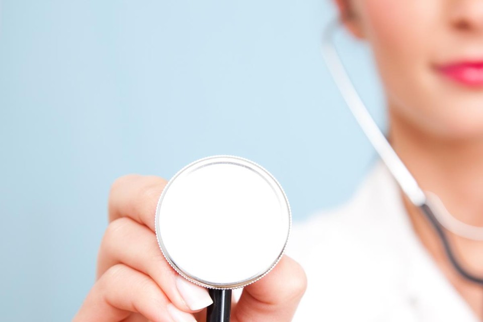 Qualidade dos planos de saúde é fator decisivo para candidatos que precisam escolher uma vaga de trabalho. | Bigstock