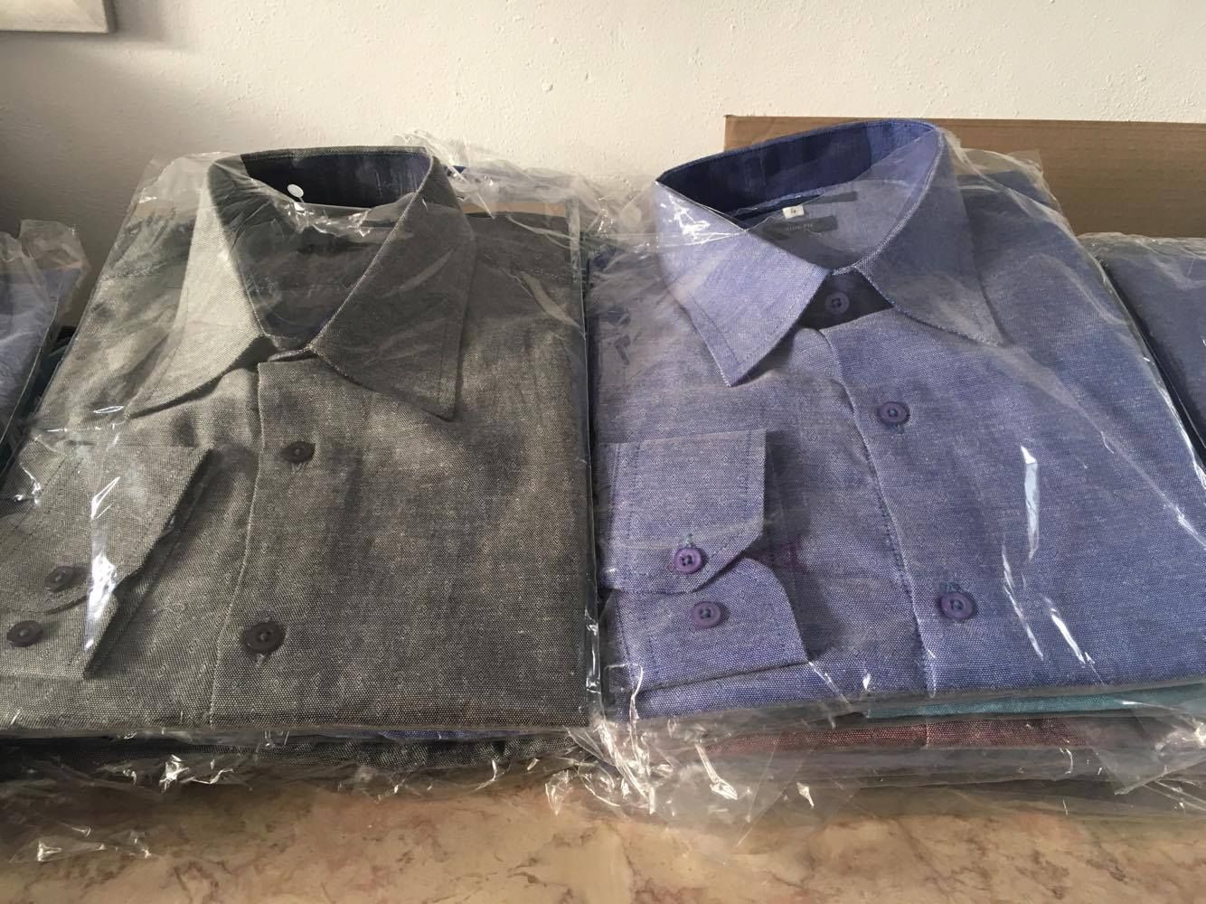 Camisas novas vendidas no bazar | Divulgação/Associação Amigos do HC