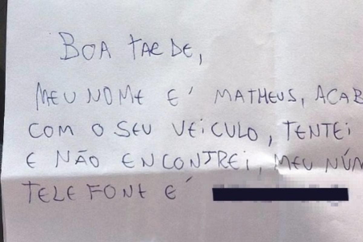 Bilhete deixado por jovem que bateu carro em Porsche, em Santa Catarina | Reprodução