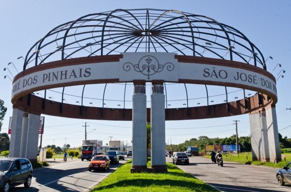 No Paraná, há vagas para Curitiba e São José dos Pinhais, que lançou edital para profissionais de saúde com salários de até R$ 13,8 mil. | Roberto Dziura Jr./Secom São José dos Pinhais