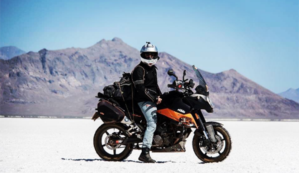 A ideia da Lyfx surgiu enquanto Pedro fazia sua primeira longa viagem de moto, para a região da Patagônia, na América do Sul. | Arquivo pessoal/Pedro McCardel