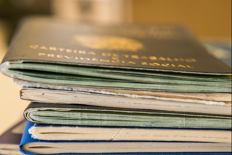É preciso estar com o cadastro em dia no banco para ter o crédito direto da liberação antecipada do PIS/Pasep na conta bancária. | Marcelo Andrade
Gazeta do Povo