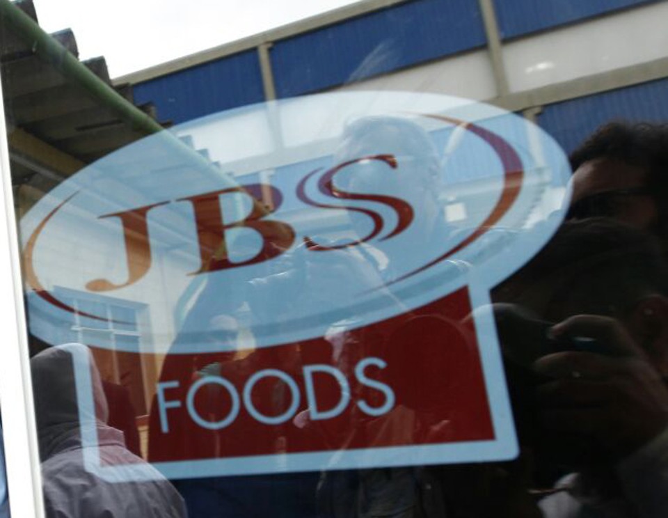 Controladora da JBS, a holding J&F Investimentos fechou acordo de leniência com o Ministério Público Federal (MPF), no qual terá que pagar R$ 10 bilhões de multa. | Jonathan Campos/Gazeta do Povo