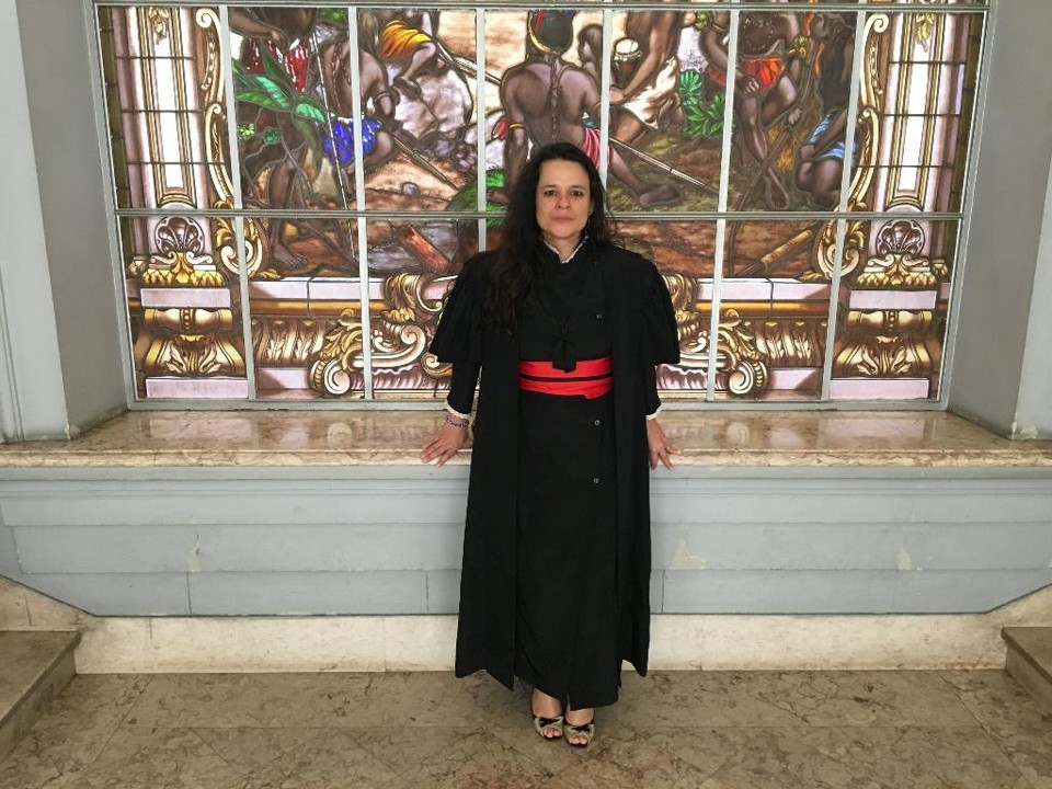 Janaina Paschoal, na última segunda-feira (11), dia da arguição de sua tese “Direito Penal e Religião: as várias interfaces de dois temas que aparentam ser estanques” | Marcela Monteiro / Gazeta do Povo