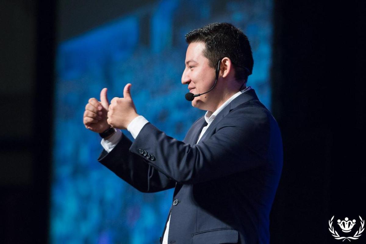 Sam Jolen comanda a Elsever Brasil, empresa de desenvolvimento pessoal | Elsever BrasilDivulgação