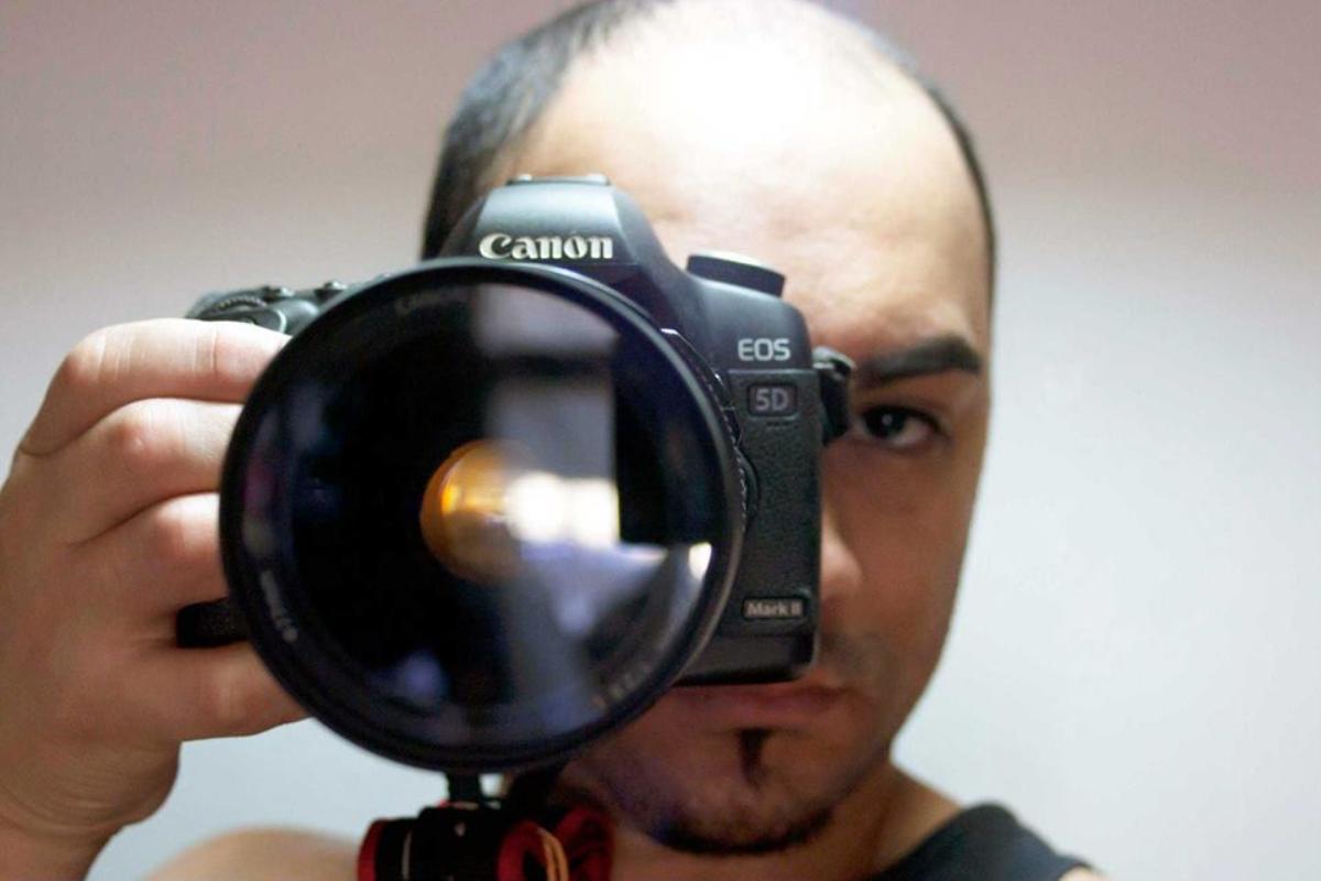 Fotógrafo Sérgio Silva foi atingido por bala de borracha em junho de 2013 e perdeu o olho esquerdo em decorrência do acidente | Facebook Sérgio Silva/
Arquivo pessoal