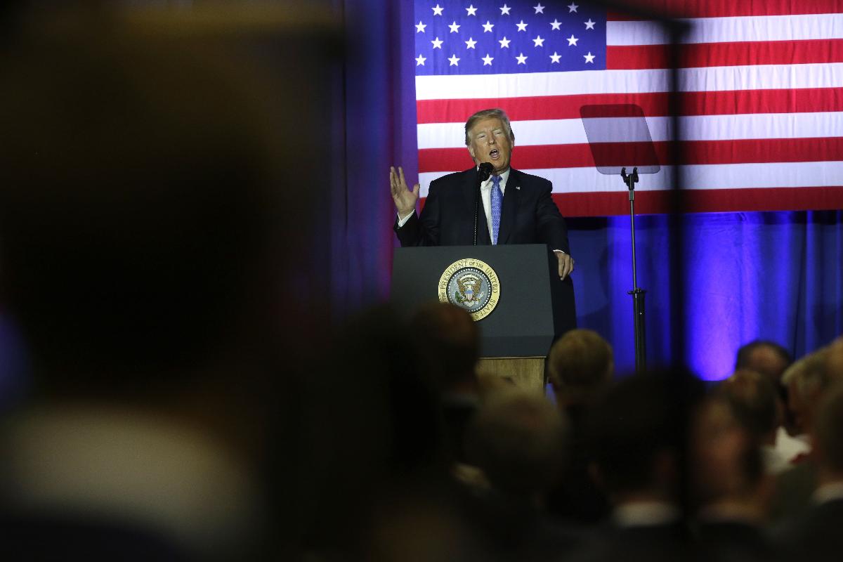 Presidente dos Estados Unidos, Donald Trump, chamou o Facebook de anti-Trump | Joshua LOTT/
AFP