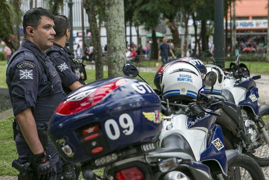 Guarda vai fazer o reforço dentro dos parques da cidade | Marcelo Andrade/Gazeta do Povo