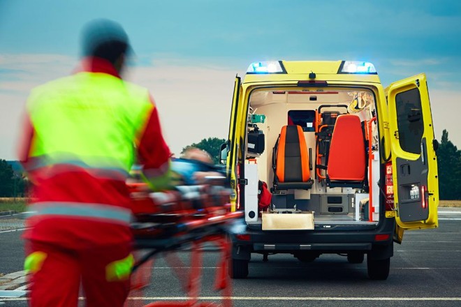 Atendimento pré-hospitalar realizado ainda na estrada permite atendimentos médicos mais eficientes. | Bigstock