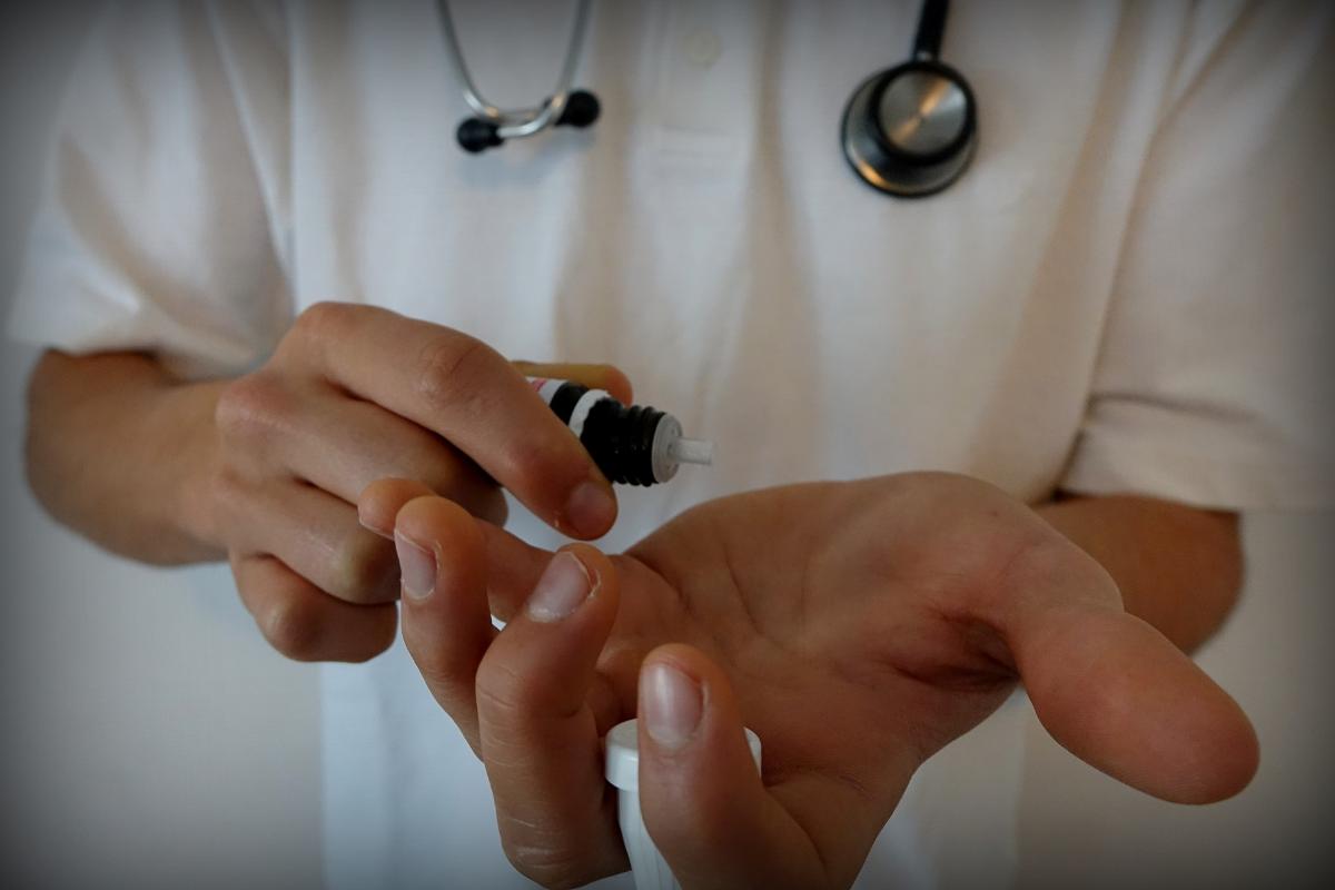 Homeopatia: na Índia a especialidade é oferecida indiscriminadamente em cursos de graduação. | Pixabay.