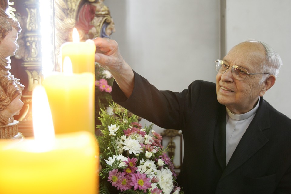 Imitador de santos | Daniel Castellano/Arquivo Gazeta do Povo