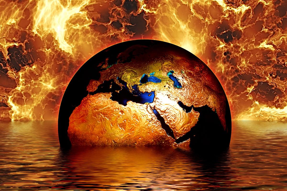 O autor da “profecia” interpreta o Livro do Apocalipse, que descreve a imagem que vai aparecer no céu no dia do Juízo Final, quando Nibiru deve levantar sua cabeça, trazendo fogo, tempestades e vários tipos de destruição | Pixabay