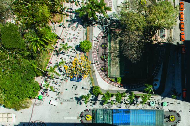Vista aérea da Praça Osório: intenção de prefeitura é aumentar densidade habitacional no Centro. | Letícia Akemi/Gazeta do Povo