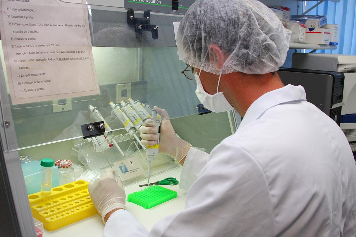 Laboratório de pesquisa na USP | Marcos Santos / USP