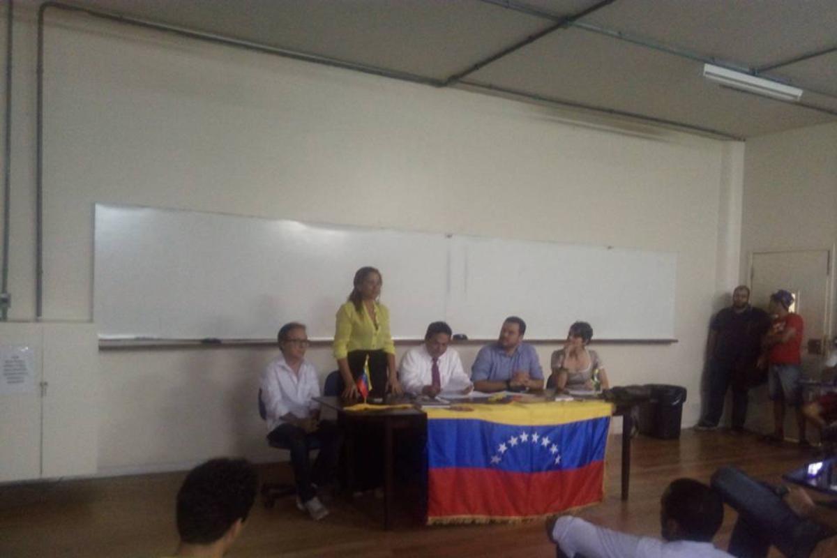 Evento na UFBA: críticas ao chavismo | Reprodução / Facebook