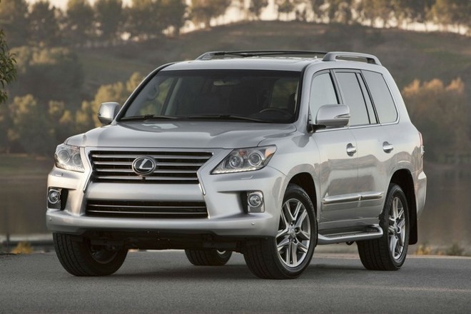 Lexus NX 570 |