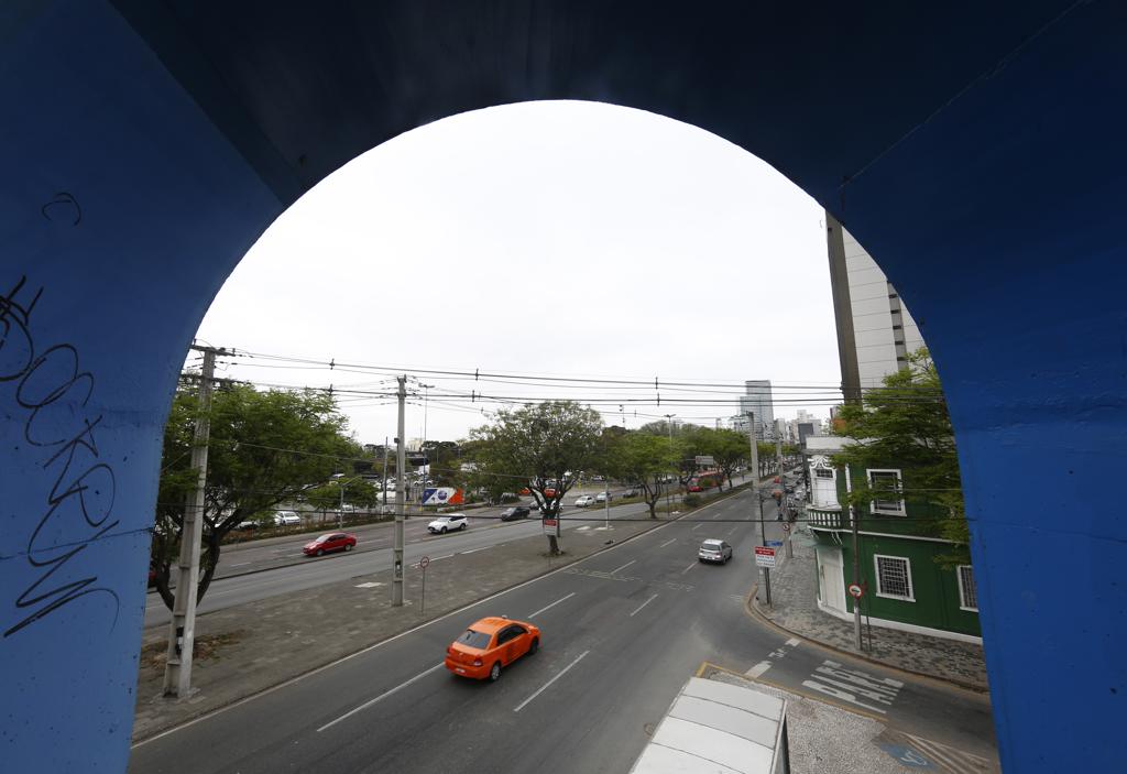 Trecho da Afonso Camargo que será utilizado para construir o estacionamento subterrâneo | Aniele Nascimento/Gazeta do Povo