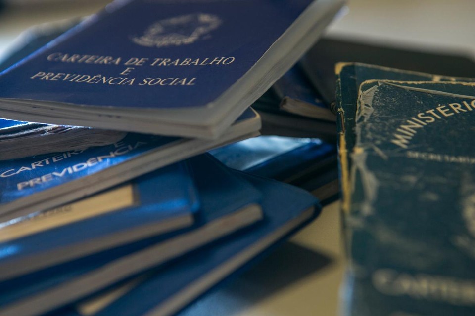 O saque de recursos do fundo já é liberado para pessoas a partir de 70 anos de idade, entre outras situações. A novidade introduzida pela Medida Provisória 797/2017 está na redução dessa faixa etária. | Marcelo Andrade
Gazeta do Povo