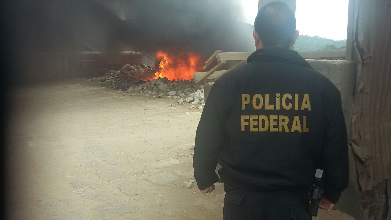 Por questão de segurança, PF não anunciou onde a droga foi queimada. | Polícia Federal/