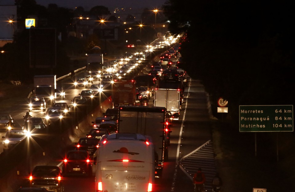 Estradas do PR: veja os piores horários para viajar no feriado de Finados | Pedro Serapio/Gazeta do Povo/Arquivo