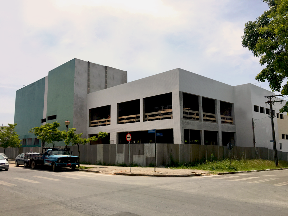 O Araucária Park Shopping contará com  dois pavimentos, 80 lojas e duas salas de cinema | Divulgação/