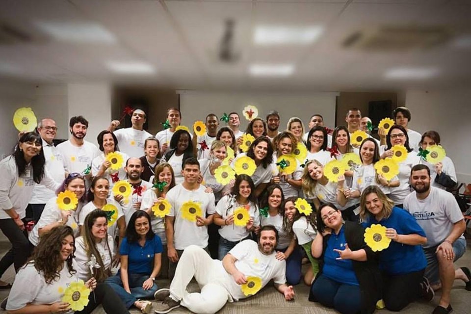 O treinamento “Gentileza” é um programa com 22 horas de duração que busca promover a empatia | Reprodução/ Facebook