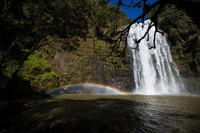 Cachoeira Salto Santa Rosa, em Tibagi. Escarpa Devoniana se estende por 12 municípios paranaense e inclui o Cânion do Guartelá | Brunno Covello/Gazeta do Povo/Arquivo