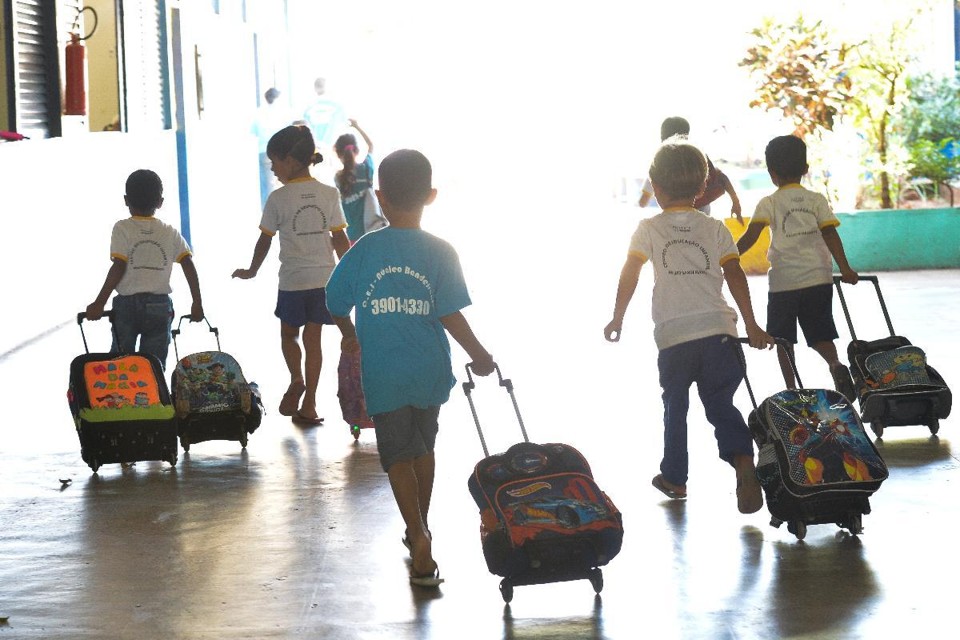 Ao priorizar ensino superior, Brasil abandona educação infantil Brasil: número de crianças frequentando a educação infantil está abaixo da média. | Elza Fiúza/Agência Brasil