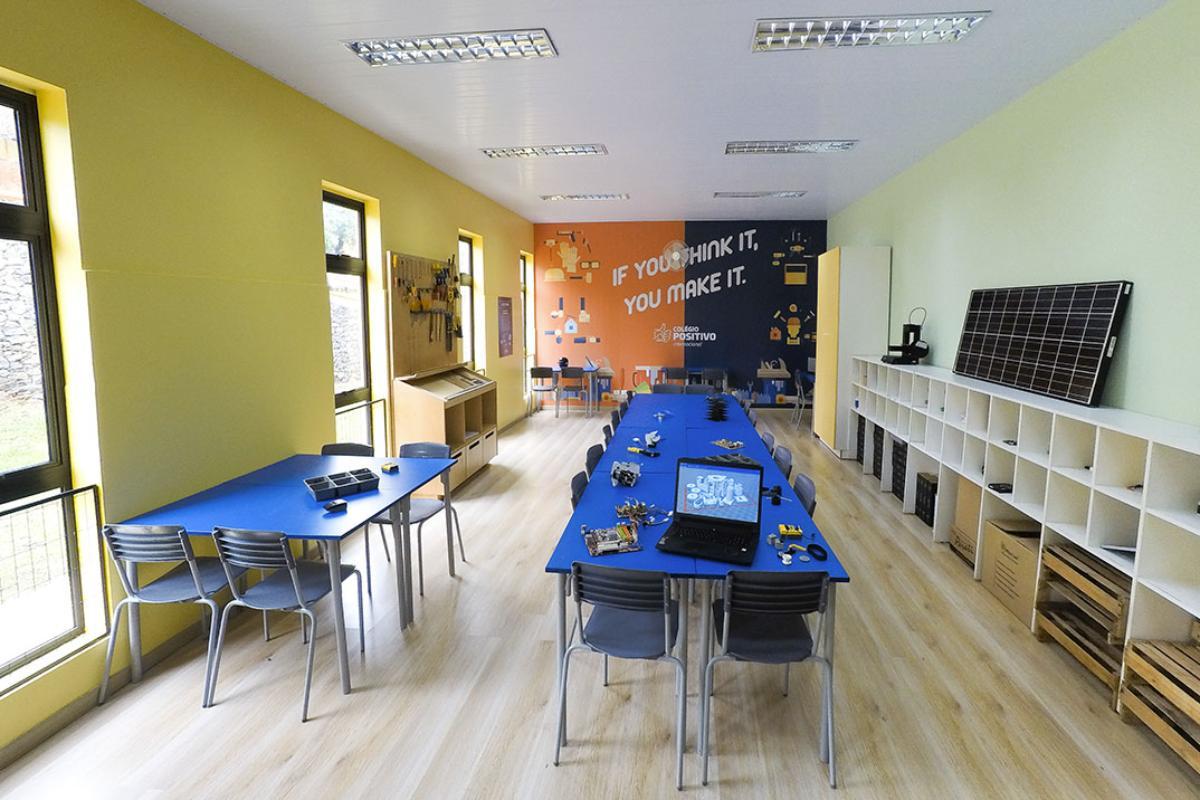 Positivo: mobilidade permite que os conteúdos sejam abordados em estações de aprendizagem específicas. | Divulgação.