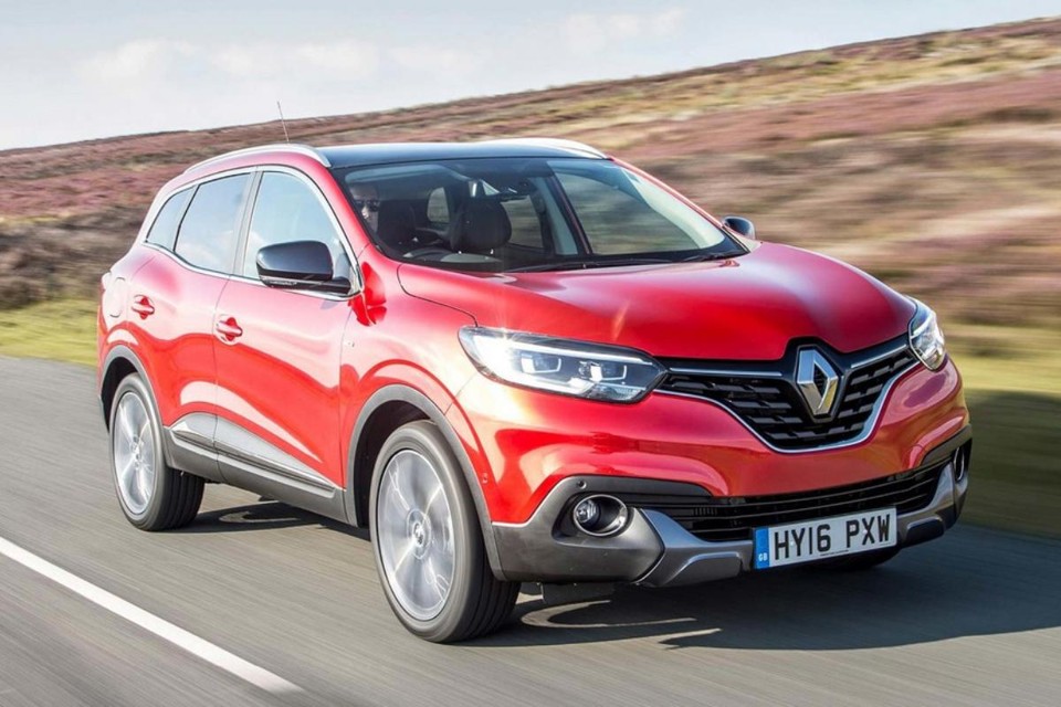 O Kadjar, posicionado na Europa acima do Captur, deverá emprestar a plataforma para o desenvolvimento do inédito crossover.  | 