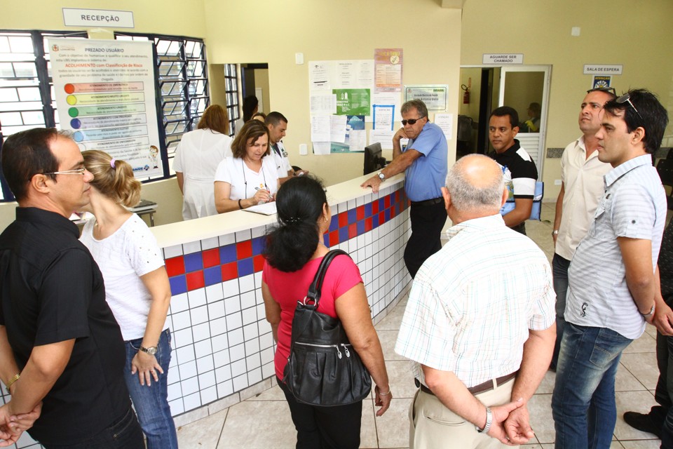 Mais Médicos: cubanos vão à Justiça para romper contratos e falam em trabalho escravo | ROBERTO CUSTODIO / JORNAL DE LONDRINA/ROBERTO CUSTODIO / JORNAL DE LONDRINA