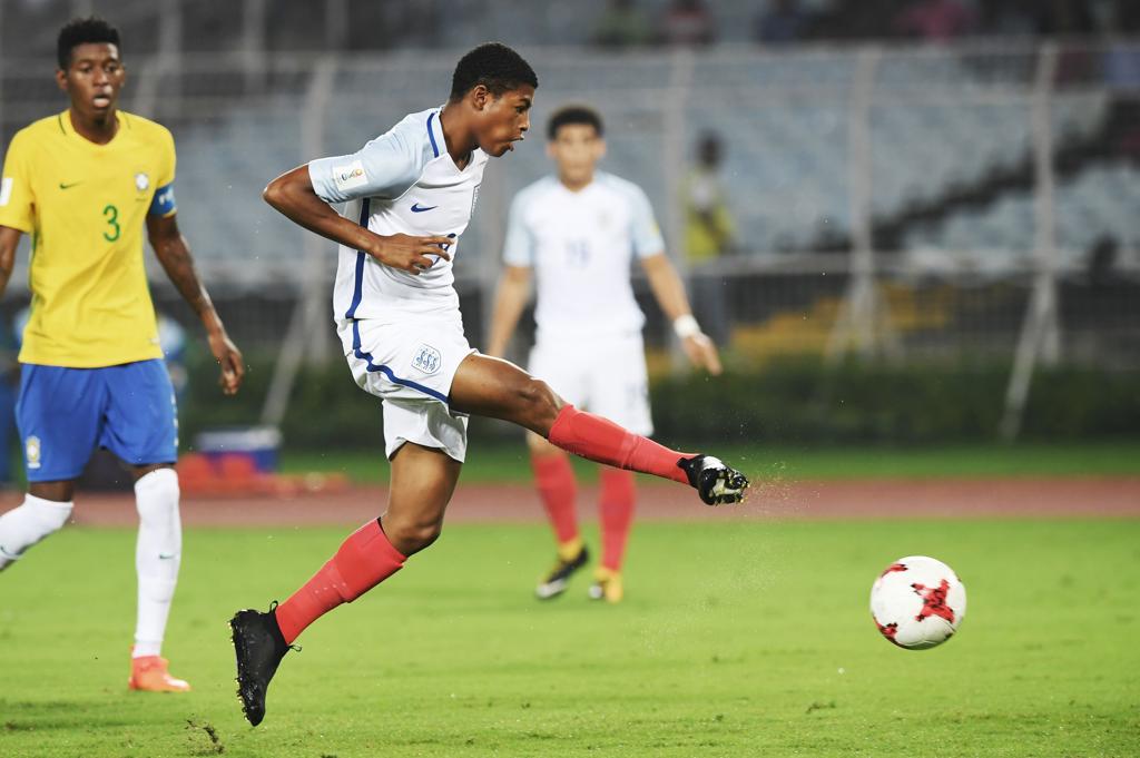 Rhian Brewster foi o carrasco da seleção. | DIBYANGSHU SARKAR/AFP