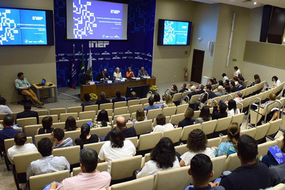 Entrevista coletiva em que o Inep anunciou os dados da pesquisa, em Brasília | André Nery / MEC