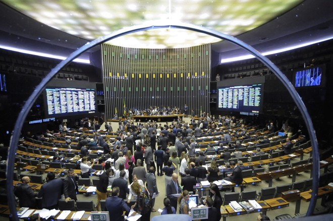 Vista do plenário da Câmara a partir das galerias: cidadão perdeu um “olho” sobre o s parlamentares federais | Waldemir Barreto/Agência Senado