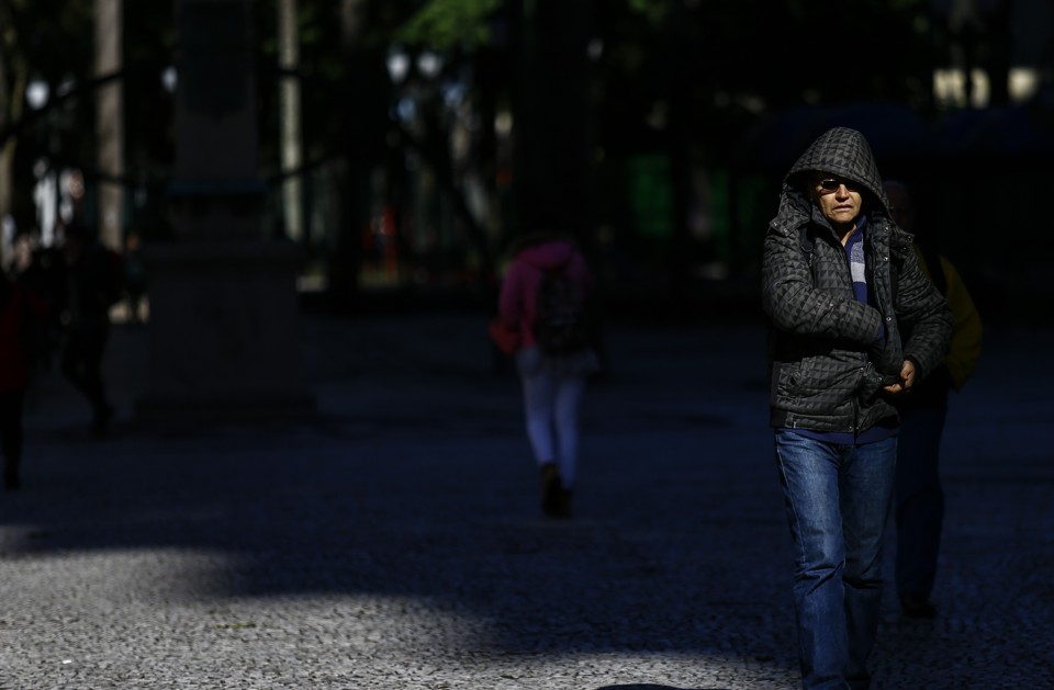 Inverno fora de época: Curitiba e outras cidades têm temperatura abaixo dos 10ºC | Jonathan Campos/Gazeta do Povo