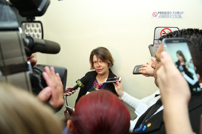 Vereadora concedeu entrevista emocionada após o depoimento | Rodrigo Fonseca/Câmara Municipal de Curitiba