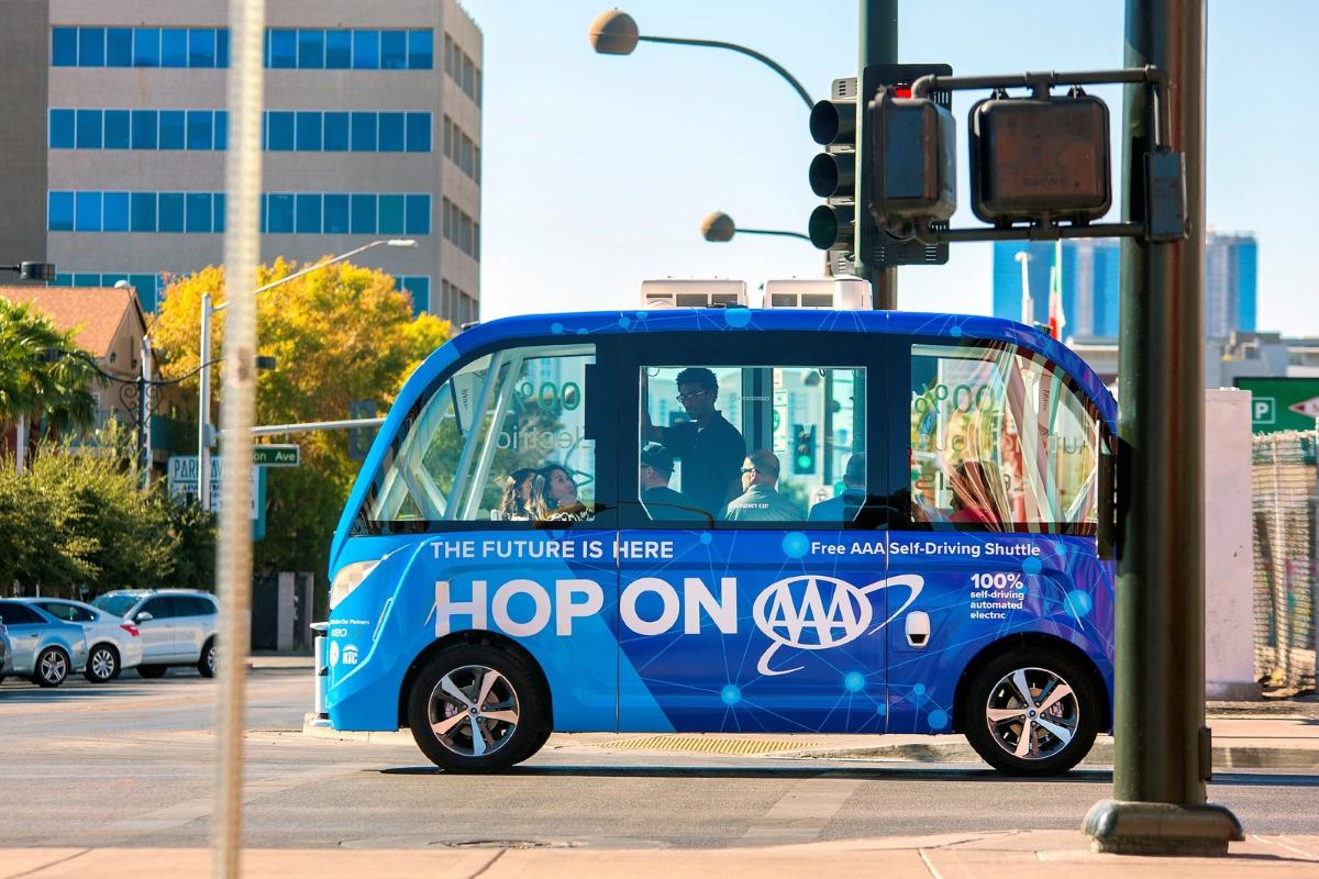 Ônibus autônomo que se envolveu no acidente. | Keolis/Divulgação