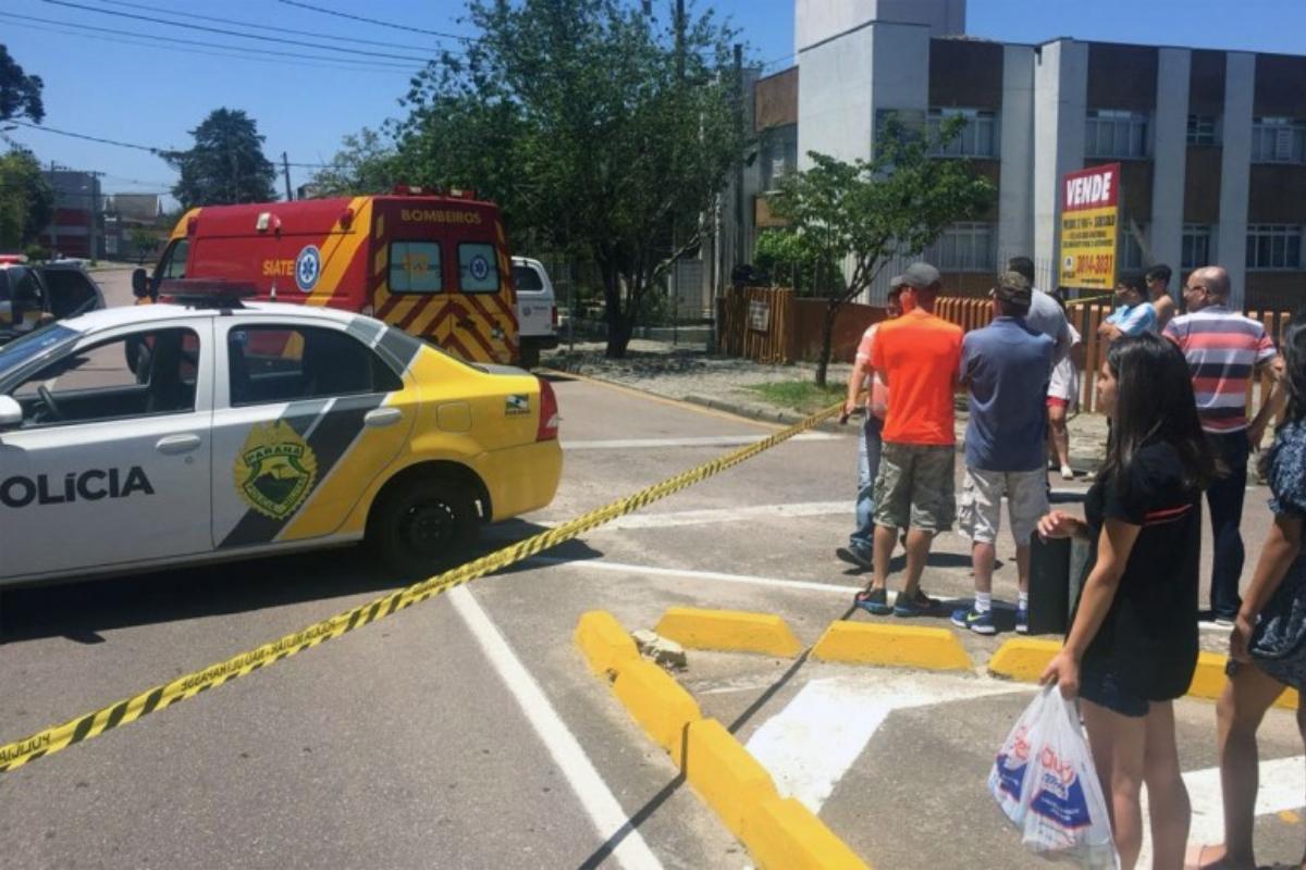 Bloqueio e tiroteio ocorreram após assalto no bairro Ahú | Felipe Rosa