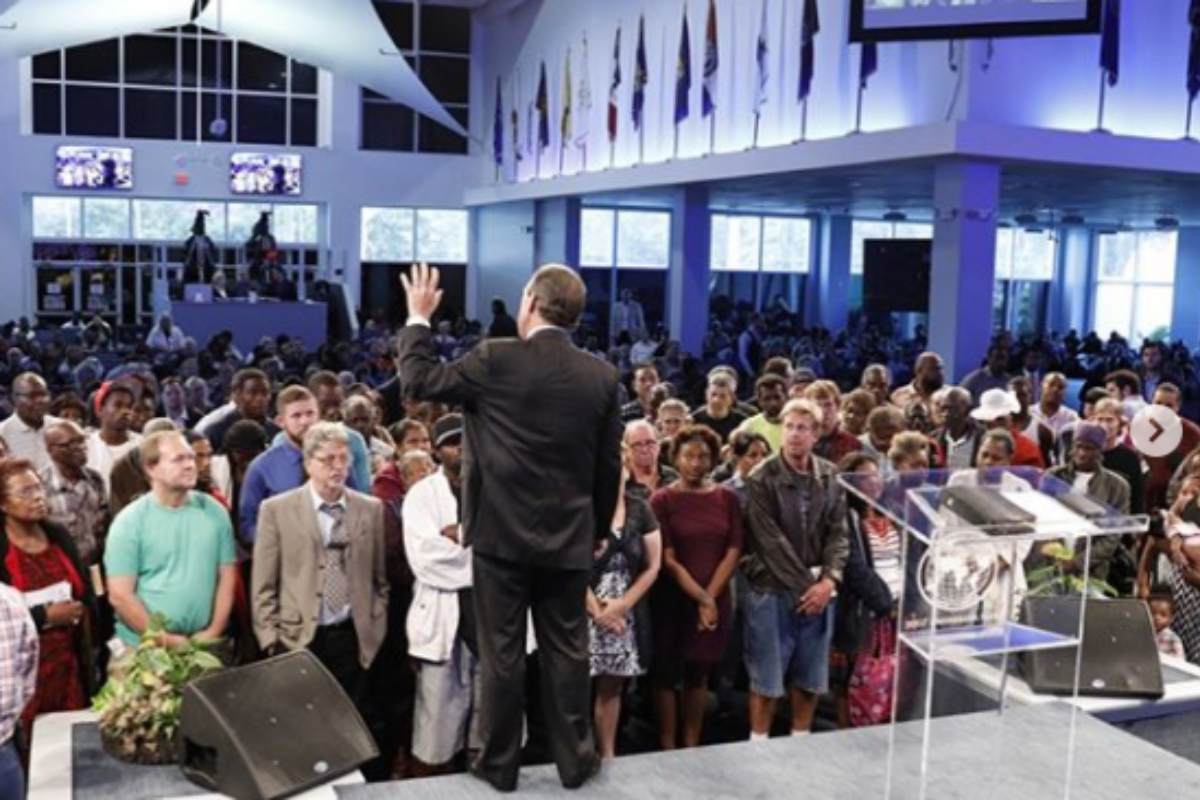 Líder religioso de igreja na Flórida disse que qualquer tentativa de violência será respondida com força mortal | Reprodução