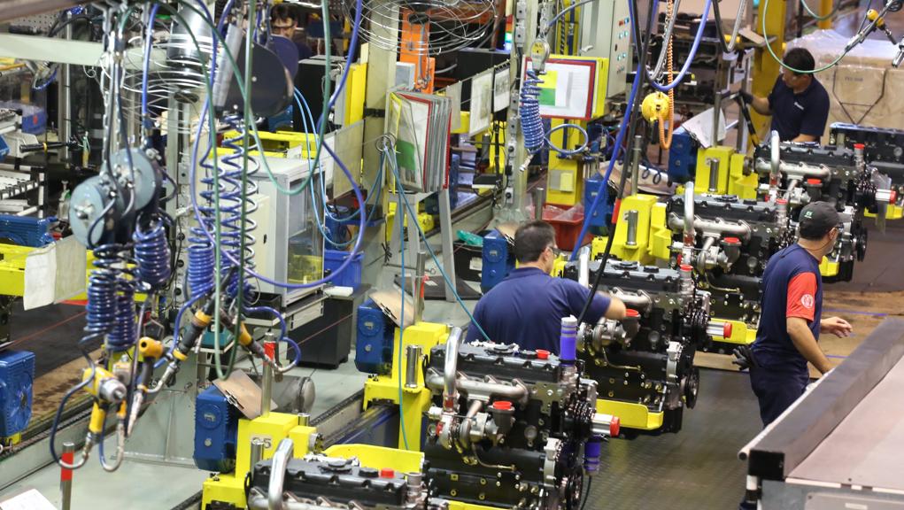 Linha de produção da Perkins | Ivonaldo Alexandre /Gazeta do Povo