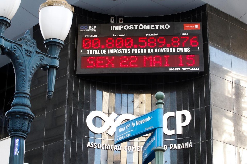Por que a escola deve ensinar economia? Educação econômica traz benefícios não apenas para a vida pessoal, mas também para o papel do cidadão na sociedade. | Daniel CastellanoGazeta do Povo