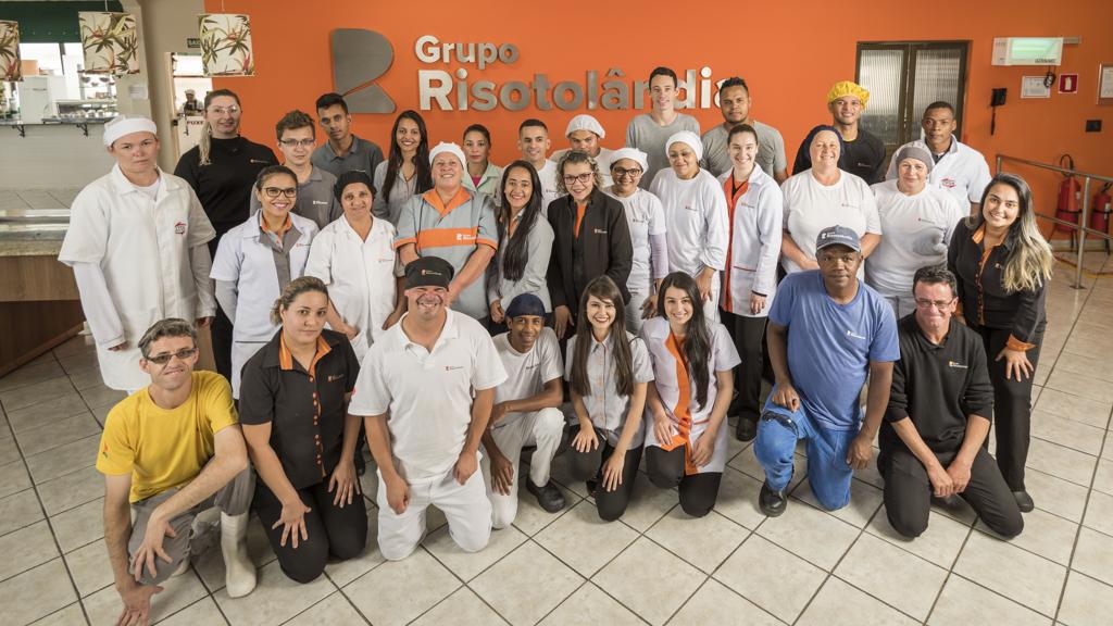 Todos os anos a empresa realiza o evento “Pratas da Casa”, para comemorar a trajetória dos funcionários que comemoram 10, 15, 20, 25 e 30 anos de casa. | Fernando Zequinão/Divulgação