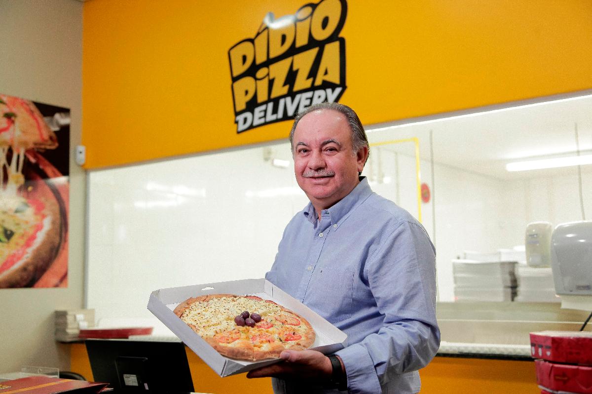 Elidio Biazini, da Didio Pizza, faz os test drives nos finais de semana, quando o movimento é maior | Didio PizzaDivulgação