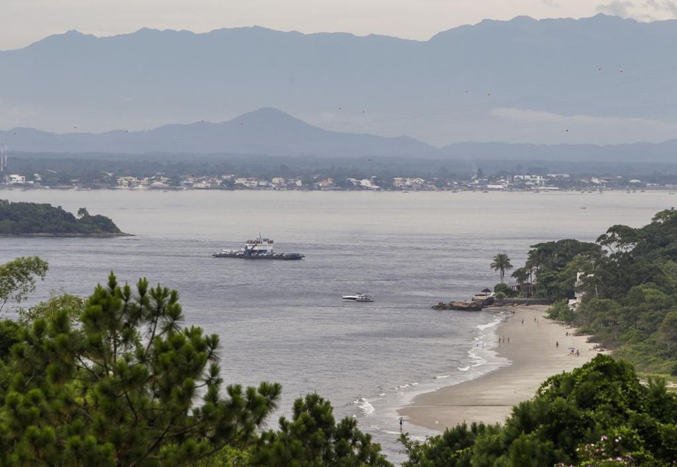 Projetos grandiosos, como a ponte de Guaratuba, marcam fim da gestão Richa Governo lança edital para a construção da ponte sobre a baía de Guaratuba. | Daniel Castellano / Arquivo Gazeta do Povo
