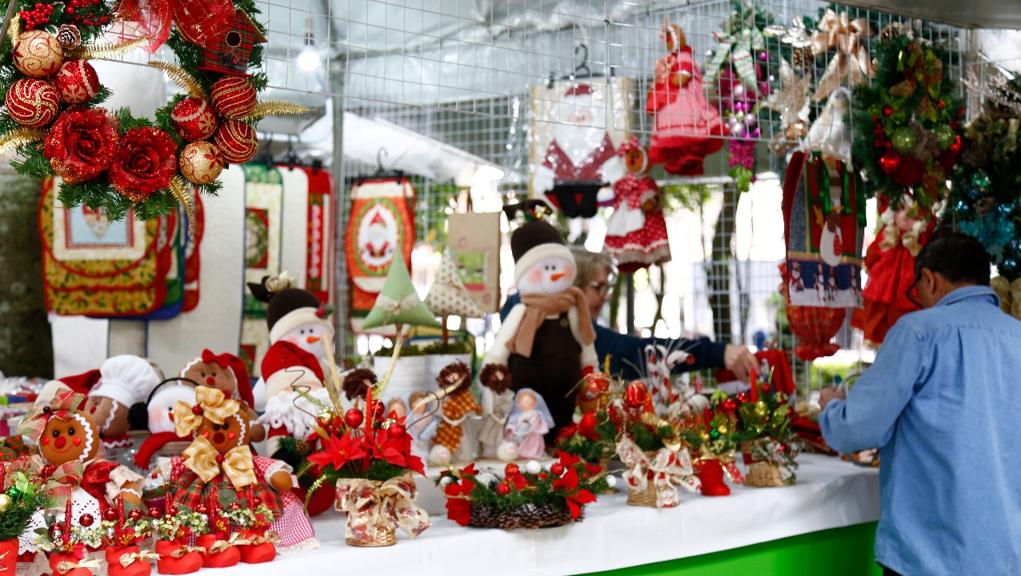 Feirinha traz várias opções de artesanato | Aniele Nascimento/Gazeta do Povo