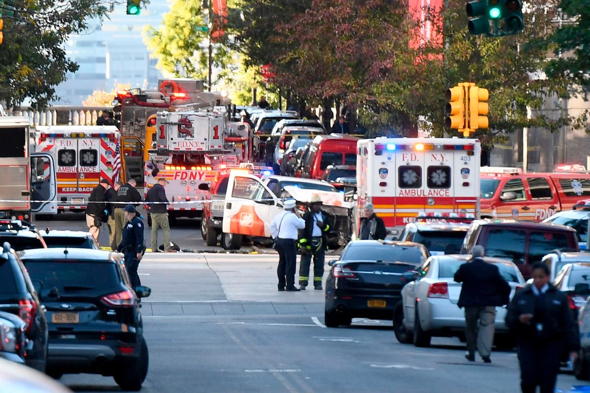 Movimentação em Nova York após ataque terrorista contra ciclistas e pedestres nesta terça-feira | DON EMMERT/AFP