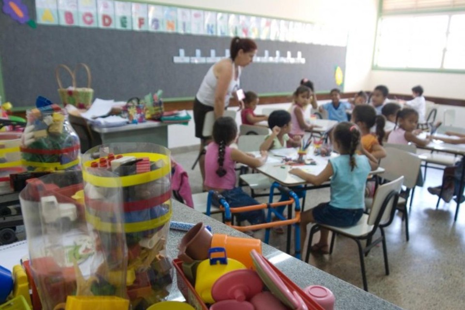 Pela lei, toda escola deve aceitar e incluir crianças e adolescentes com deficiência e doenças crônicas. | Marcello Casal Jr./Arquivo ABr.