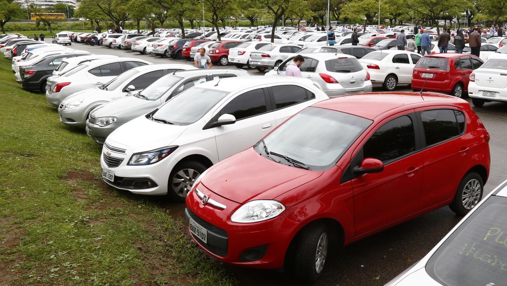 Aplicativo vai usar bando de dados do Denatran | Aniele Nascimento/Gazeta do Povo