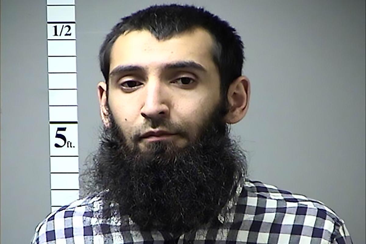 Imagem de Sayfullah Habibullahevic Saipov divulgada pelo Departamento da Polícia do Condado de St. Charles, no estado do Missouri | ST. CHARLES COUNTY DEPT. OF CORR/AFP