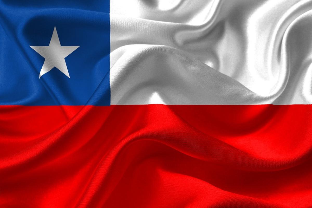 Segundo a pesquisa, Piñera obteve 39,8% das intenções de voto e Guillier, 37,3% | Pixabay